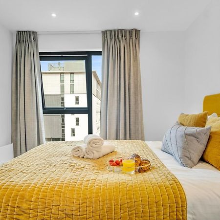 Luxurious & Glamorous Centrally Located 2 Bedroom 2 Bathroom Apartment - Central Birmingham - Secure Parking - Netflix Zewnętrze zdjęcie
