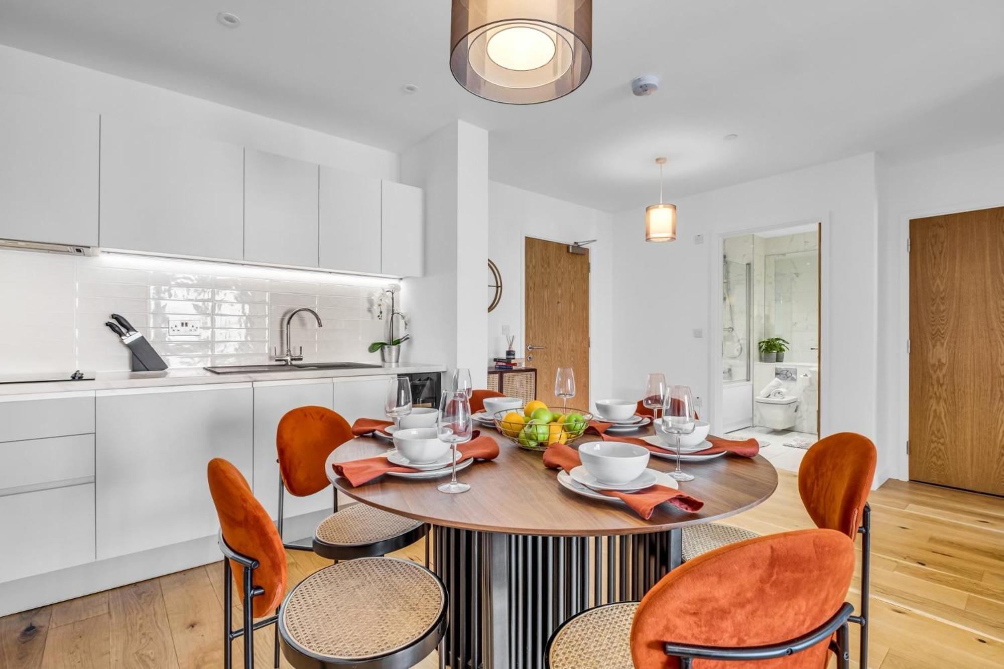 Luxurious & Glamorous Centrally Located 2 Bedroom 2 Bathroom Apartment - Central Birmingham - Secure Parking - Netflix Zewnętrze zdjęcie