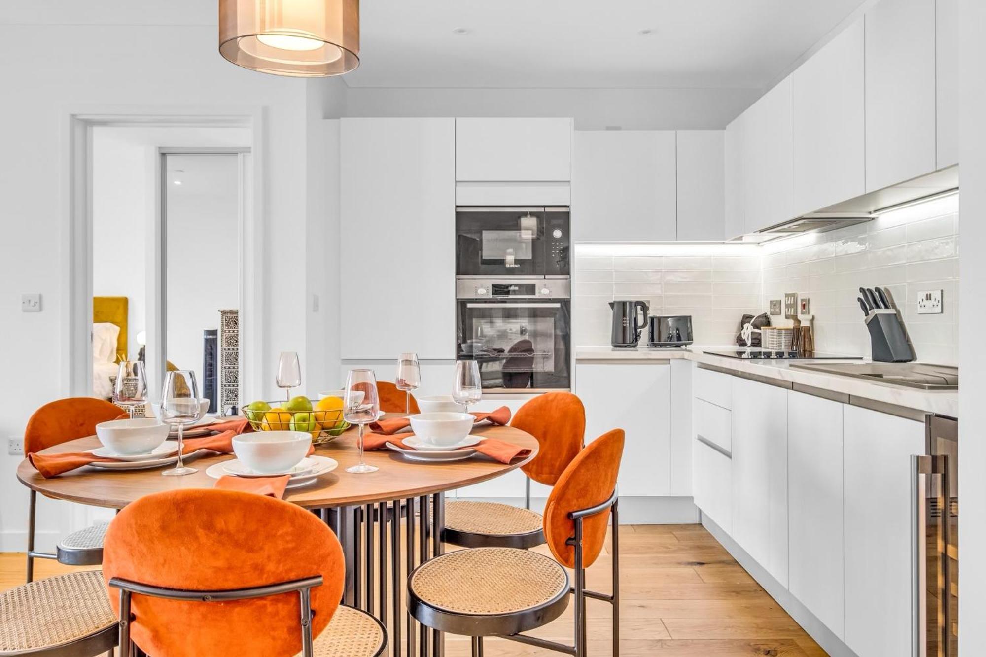 Luxurious & Glamorous Centrally Located 2 Bedroom 2 Bathroom Apartment - Central Birmingham - Secure Parking - Netflix Zewnętrze zdjęcie