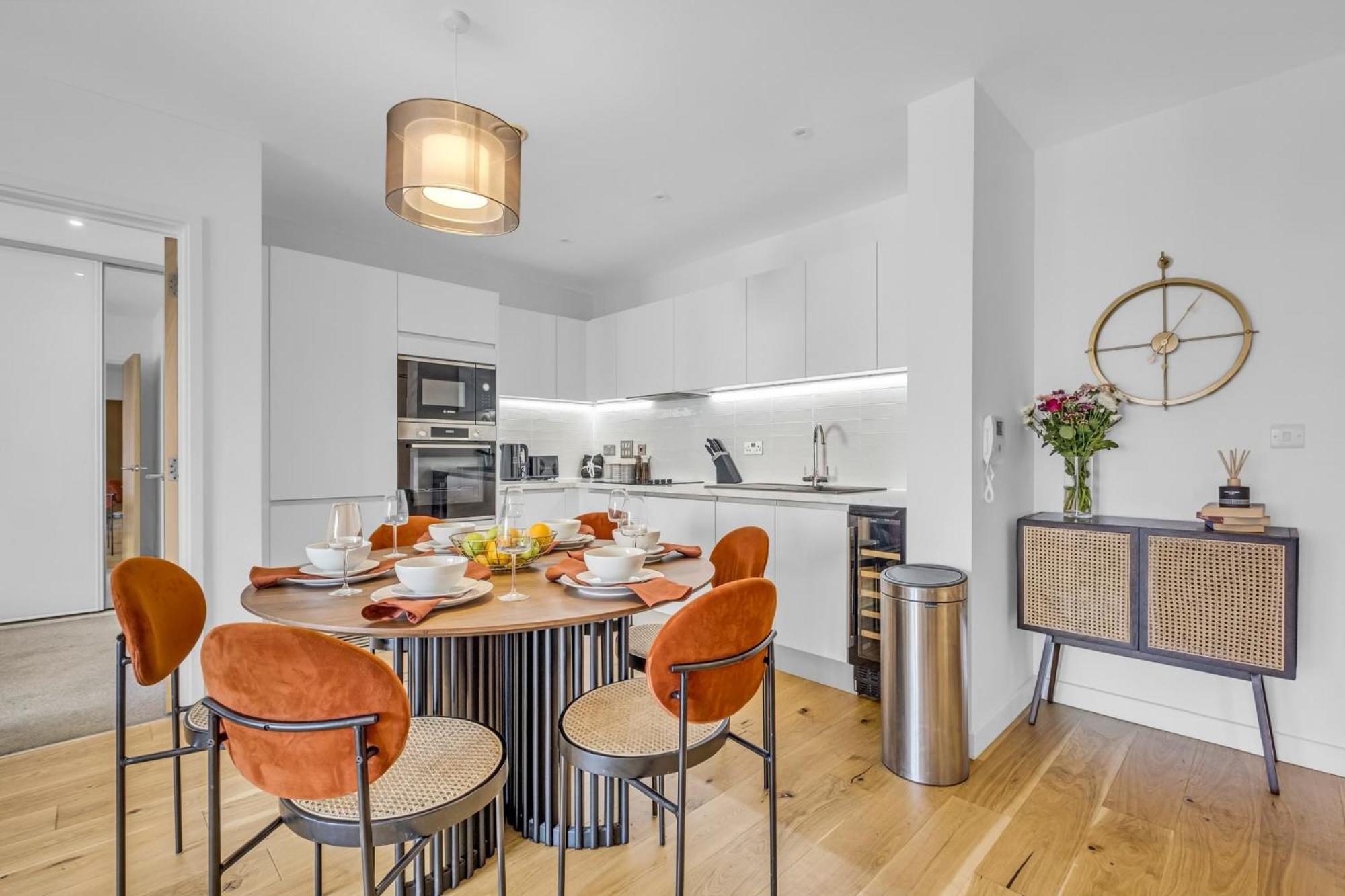 Luxurious & Glamorous Centrally Located 2 Bedroom 2 Bathroom Apartment - Central Birmingham - Secure Parking - Netflix Zewnętrze zdjęcie