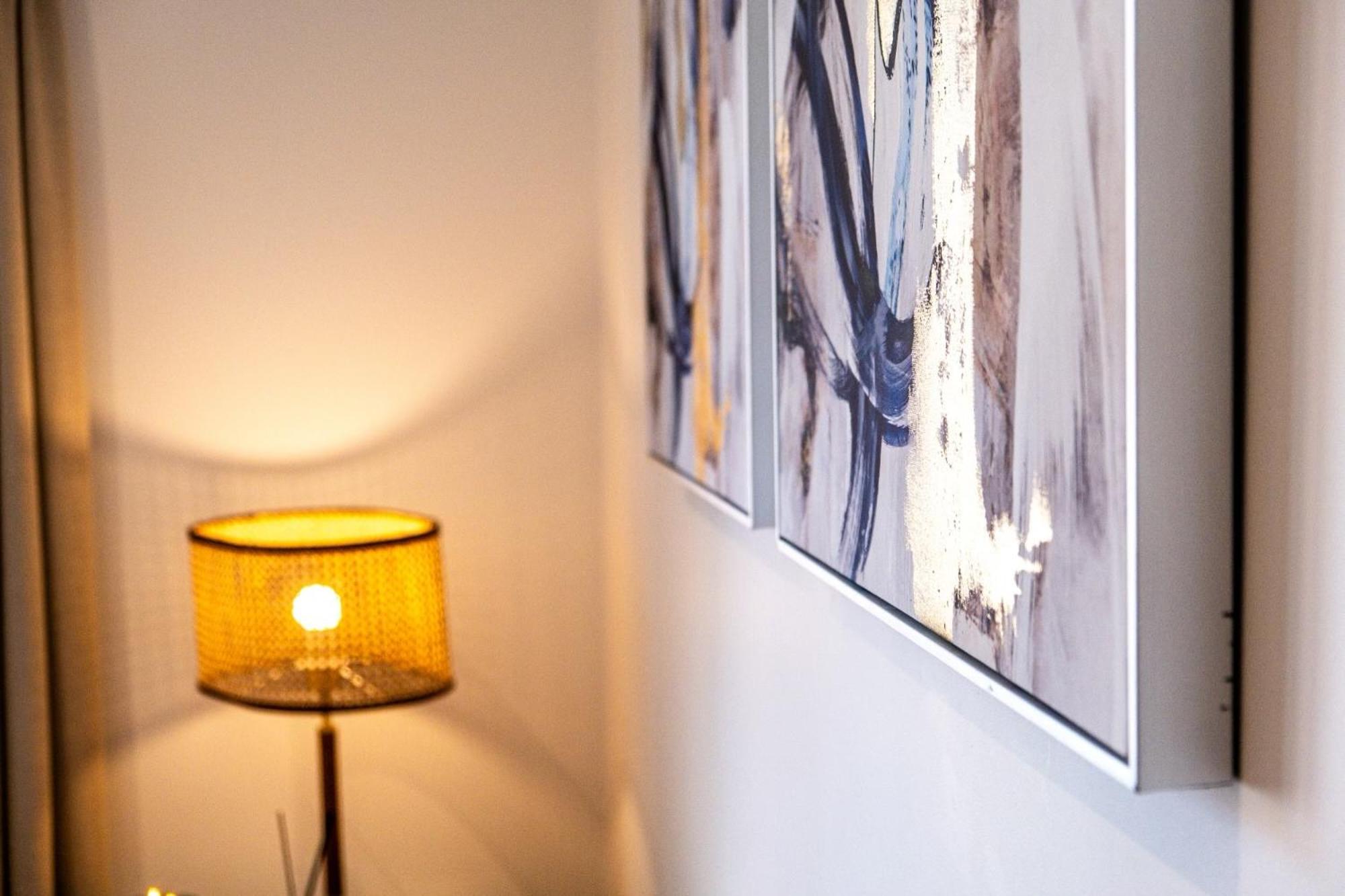Luxurious & Glamorous Centrally Located 2 Bedroom 2 Bathroom Apartment - Central Birmingham - Secure Parking - Netflix Zewnętrze zdjęcie