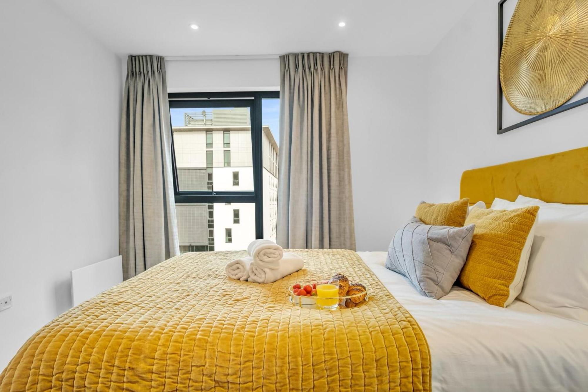 Luxurious & Glamorous Centrally Located 2 Bedroom 2 Bathroom Apartment - Central Birmingham - Secure Parking - Netflix Zewnętrze zdjęcie