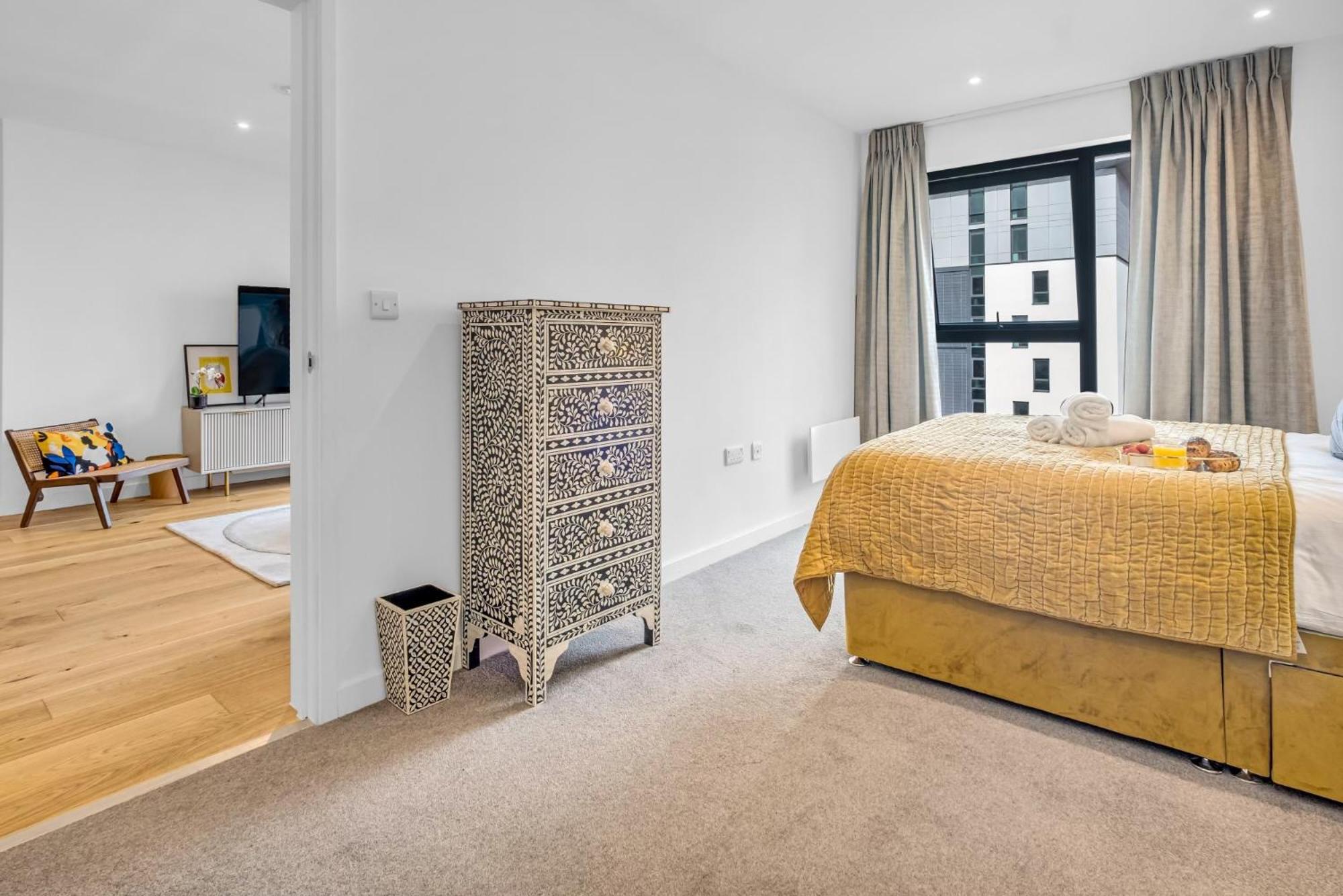 Luxurious & Glamorous Centrally Located 2 Bedroom 2 Bathroom Apartment - Central Birmingham - Secure Parking - Netflix Zewnętrze zdjęcie