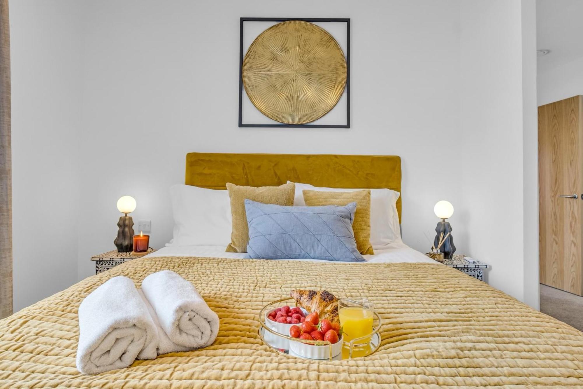 Luxurious & Glamorous Centrally Located 2 Bedroom 2 Bathroom Apartment - Central Birmingham - Secure Parking - Netflix Zewnętrze zdjęcie