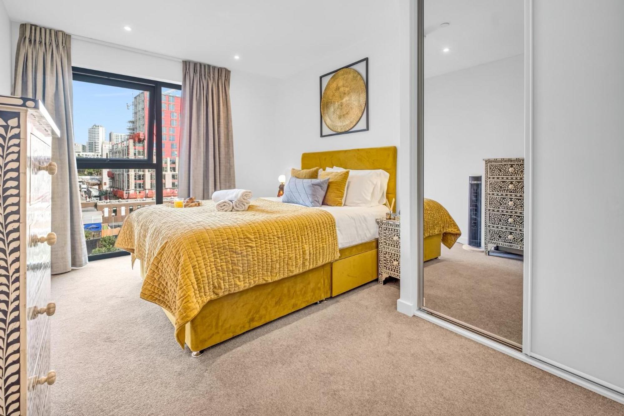 Luxurious & Glamorous Centrally Located 2 Bedroom 2 Bathroom Apartment - Central Birmingham - Secure Parking - Netflix Zewnętrze zdjęcie